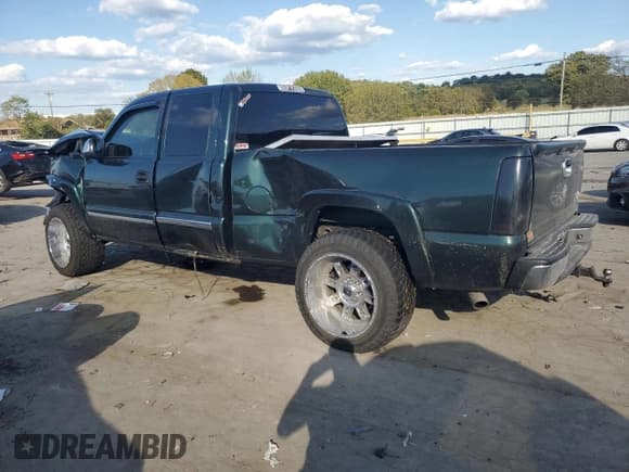 ✅ 2003 Chevrolet Silverado 1500 LS • VIN: 1GCEK19V13E217097 • Лот: 72457804. Опубликован ранее на Copart с пробегом 272 238 миль. Бесплатный доступ к архиву аукционных продаж из США и подробный отчёт об истории автомобиля на DreamBid. Изображение 2.