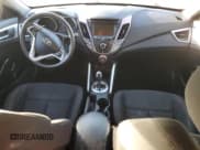 ✅ 2013 Hyundai Veloster w/Black Int • VIN: KMHTC6AD5DU169434 • Lot: 87129194. Wystawiony na Copart z przebiegiem Nie podano. Bezpłatny archiwum sprzedaży aukcyjnych z USA i szczegółowy raport historii pojazdu na DreamBid. Zdjęcie 8.