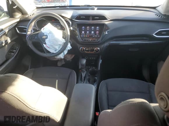 ✅ 2023 Chevrolet TrailBlazer LT • VIN: KL79MPSL4PB103669 • Lot: 90406915. Listed on Copart with 55,046 mi. Free auction sales archive from the USA and detailed vehicle history report at DreamBid. Image 8.