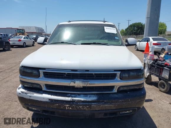 ✅ 2003 Chevrolet Suburban LT • VIN: 1GNFK16Z33J142851 • Лот: 41936134. Опубликован ранее на IAAI с пробегом 225 701 миль. Бесплатный доступ к архиву аукционных продаж из США и подробный отчёт об истории автомобиля на DreamBid. Изображение 6.