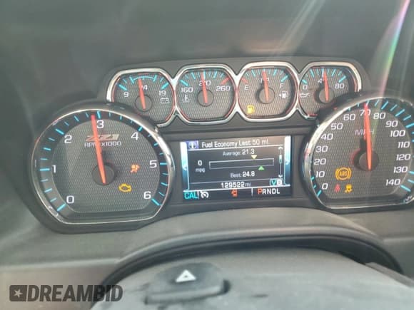 ✅ 2019 Chevrolet Silverado 1500 LT • VIN: 2GCVKPEC1K1182150 • Lot: 64535195. Wystawiony na Copart z przebiegiem 129 522 mil. Bezpłatny archiwum sprzedaży aukcyjnych z USA i szczegółowy raport historii pojazdu na DreamBid. Zdjęcie 9.