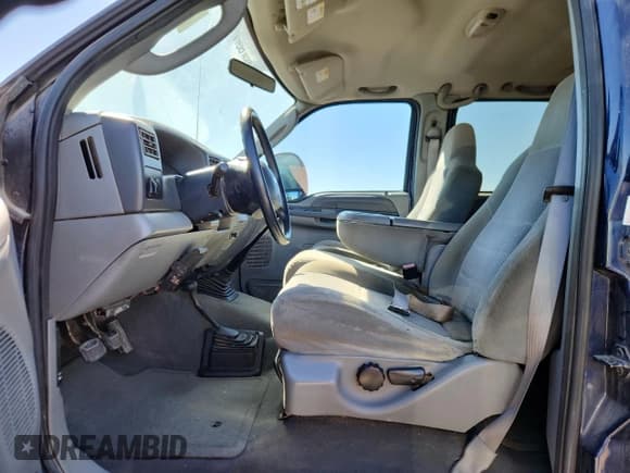 ✅ 2003 Ford F-350 XL • VIN: 1FTSW31P03EC89313 • Лот: 81652445. Опубликован ранее на Copart с пробегом 139 673 миль. Бесплатный доступ к архиву аукционных продаж из США и подробный отчёт об истории автомобиля на DreamBid. Изображение 7.