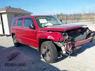 ✅ 2008 Jeep Patriot Sport • VIN: 1J8FF28W38D639578 • Lot: 43685826. Wystawiony na IAAI z przebiegiem 167 857 mil. Bezpłatny archiwum sprzedaży aukcyjnych z USA i szczegółowy raport historii pojazdu na DreamBid. Zdjęcie 1.