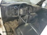 ✅ 2002 Dodge Passenger • VIN: 2B5WB35Y92K109605 • Lot: 81635945. Wystawiony na Copart z przebiegiem Nie podano. Bezpłatny archiwum sprzedaży aukcyjnych z USA i szczegółowy raport historii pojazdu na DreamBid. Zdjęcie 8.