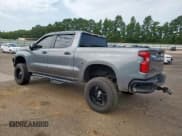 ✅ 2022 Chevrolet Silverado 1500 LT Trail Boss • VIN: 1GCPYFED1NZ179593 • Lot: 67075805. Wystawiony na Copart z przebiegiem 101 487 mil. Bezpłatny archiwum sprzedaży aukcyjnych z USA i szczegółowy raport historii pojazdu na DreamBid. Zdjęcie 2.