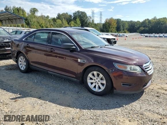 ✅ 2011 Ford Taurus SE • VIN: 1FAHP2DW5BG180603 • Lot: 87369855. Wystawiony na Copart z przebiegiem 176 247 mil. Bezpłatny archiwum sprzedaży aukcyjnych z USA i szczegółowy raport historii pojazdu na DreamBid. Zdjęcie 4.