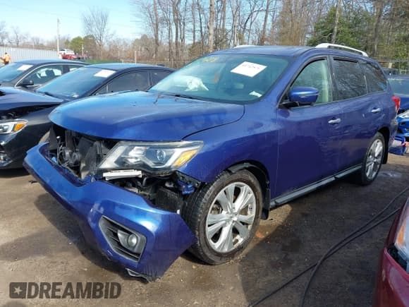✅ 2018 Nissan Pathfinder SL • VIN: 5N1DR2MM4JC631720 • Lot: 41742878. Listed on IAAI with 101,653 mi. Free auction sales archive from the USA and detailed vehicle history report at DreamBid. Image 18.