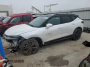 ✅ 2022 Chevrolet Blazer RS • VIN: 3GNKBKRS1NS156817 • Lot: 90635765. Wystawiony na Copart z przebiegiem 84 775 mil. Bezpłatny archiwum sprzedaży aukcyjnych z USA i szczegółowy raport historii pojazdu na DreamBid. Zdjęcie 1.