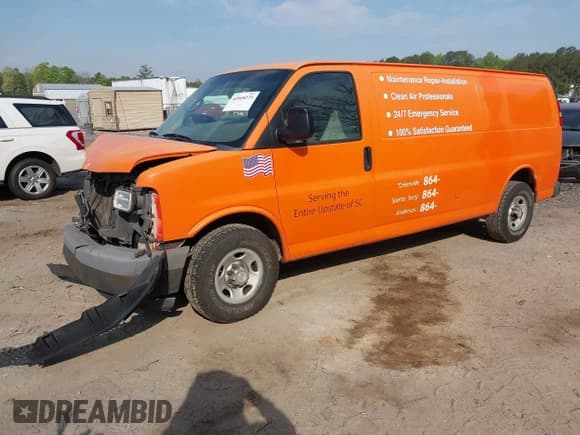 ✅ 2012 Chevrolet Express Cargo • VIN: 1GCWGGBA3C1167925 • Lot: 42068275. Listed on IAAI with 313,006 mi. Free auction sales archive from the USA and detailed vehicle history report at DreamBid. Image 2.