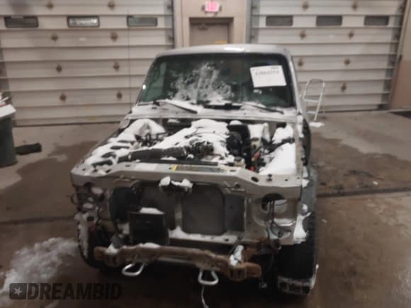 ✅ 2005 Ford Ranger XL • VIN: 1FTYR15EX5PA50504 • Lot: 43864254. Wystawiony na IAAI z przebiegiem Nie podano. Bezpłatny archiwum sprzedaży aukcyjnych z USA i szczegółowy raport historii pojazdu na DreamBid. Zdjęcie 6.