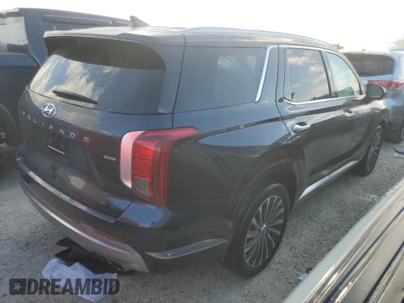 ✅ 2024 Hyundai Palisade Calligraphy • VIN: KM8R7DGE9RU653990 • Лот: 75337794. Опубликован ранее на Copart с пробегом 14 613 миль. Бесплатный доступ к архиву аукционных продаж из США и подробный отчёт об истории автомобиля на DreamBid. Изображение 3.