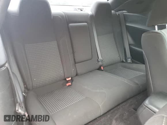 ✅ 2016 Dodge Challenger SXT • VIN: 2C3CDZAG9GH296907 • Lot: 82202725. Wystawiony na Copart z przebiegiem 125 822 mil. Bezpłatny archiwum sprzedaży aukcyjnych z USA i szczegółowy raport historii pojazdu na DreamBid. Zdjęcie 10.