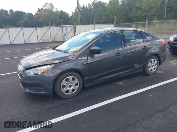 ✅ 2015 Ford Focus S • VIN: 1FADP3E25FL312871 • Лот: 43330742. Опубликован ранее на IAAI с пробегом 110 693 миль. Бесплатный доступ к архиву аукционных продаж из США и подробный отчёт об истории автомобиля на DreamBid. Изображение 2.