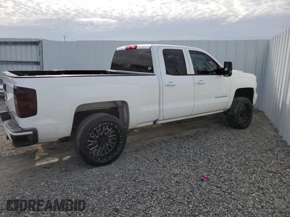 ✅ 2016 Chevrolet Silverado 1500 Custom • VIN: 1GCRCPEH3GZ294649 • Лот: 86902254. Опубликован ранее на Copart с пробегом 105 080 миль. Бесплатный доступ к архиву аукционных продаж из США и подробный отчёт об истории автомобиля на DreamBid. Изображение 3.