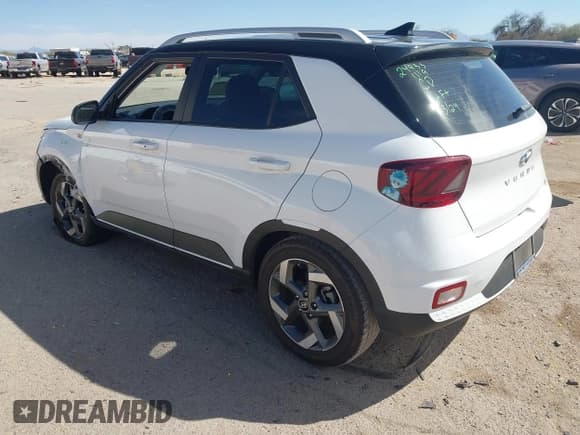 ✅ 2022 Hyundai Venue SEL • VIN: KMHRC8A35NU180027 • Lot: 41921088. Listed on IAAI with 69,220 mi. Free auction sales archive from the USA and detailed vehicle history report at DreamBid. Image 3.
