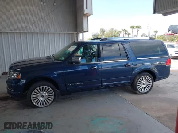 ✅ 2015 Lincoln Navigator • VIN: 5LMJJ3HT4FEJ00799 • Лот: 43776757. Опубликован ранее на IAAI с пробегом 118 339 миль. Бесплатный доступ к архиву аукционных продаж из США и подробный отчёт об истории автомобиля на DreamBid. Изображение 14.