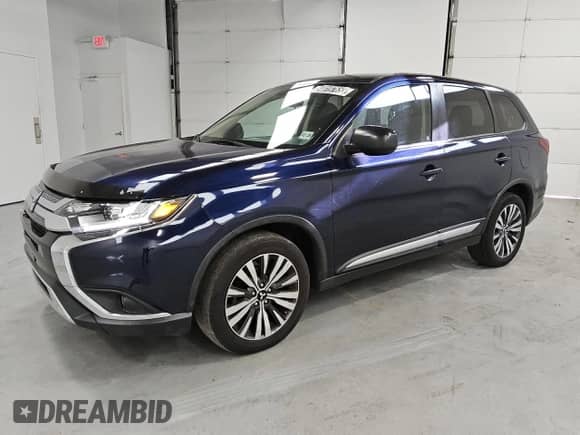 ✅ 2020 Mitsubishi Outlander ES • VIN: JA4AD2A37LZ045072 • Лот: 84819765. Опубликован ранее на Copart с пробегом 54 628 миль. Бесплатный доступ к архиву аукционных продаж из США и подробный отчёт об истории автомобиля на DreamBid. Изображение 1.