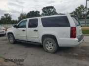 ✅ 2008 Chevrolet Suburban 3LT • VIN: 1GNFC16J98J220502 • Lot: 70514685. Listed on Copart with 195,528 mi. Free auction sales archive from the USA and detailed vehicle history report at DreamBid. Image 2.