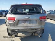 ✅ 2016 Kia Sorento EX • VIN: 5XYPHDA59GG141940 • Lot: 82550365. Listed on Copart with 88,808 mi. Free auction sales archive from the USA and detailed vehicle history report at DreamBid. Image 6.