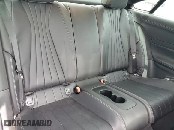 ✅ 2022 Mercedes-Benz E 450 • VIN: W1K1J5JB8NF176674 • Lot: 72479764. Listed on Copart with 20,444 mi. Free auction sales archive from the USA and detailed vehicle history report at DreamBid. Image 10.