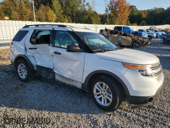 ✅ 2015 Ford Explorer • VIN: 1FM5K7B82FGC56728 • Lot: 91480125. Wystawiony na Copart z przebiegiem 250 628 mil. Bezpłatny archiwum sprzedaży aukcyjnych z USA i szczegółowy raport historii pojazdu na DreamBid. Zdjęcie 4.