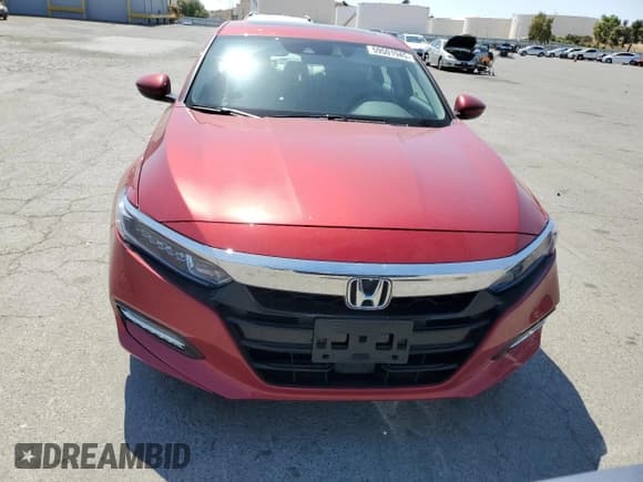 ✅ 2018 Honda Accord EX-L • VIN: 1HGCV3F64JA006425 • Lot: 59501945. Listed on Copart with 21,404 mi. Free auction sales archive from the USA and detailed vehicle history report at DreamBid. Image 5.