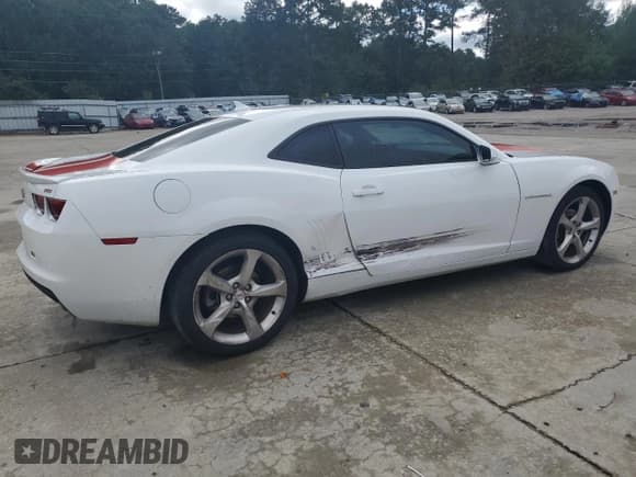 ✅ 2013 Chevrolet Camaro LT • VIN: 2G1FC1E38D9139436 • Lot: 86270095. Listed on Copart with 209,945 mi. Free auction sales archive from the USA and detailed vehicle history report at DreamBid. Image 3.