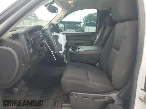 ✅ 2011 GMC Sierra 1500 SLE • VIN: 1GTR1VE07BZ382407 • Lot: 68625315. Wystawiony na Copart z przebiegiem 131 474 mil. Bezpłatny archiwum sprzedaży aukcyjnych z USA i szczegółowy raport historii pojazdu na DreamBid. Zdjęcie 7.