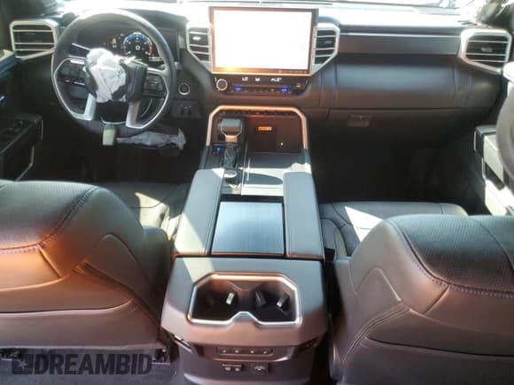 ✅ 2024 Toyota Tundra Platinum • VIN: 5TFNA5DB4RX186013 • Lot: 53297095. Listed on Copart with 8,988 mi. Free auction sales archive from the USA and detailed vehicle history report at DreamBid. Image 8.