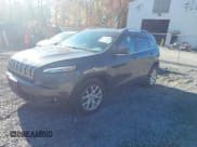 ✅ 2017 Jeep Cherokee Latitude • VIN: 1C4PJMCS7HW631482 • Лот: 43510988. Опубликован ранее на IAAI с пробегом 51 377 миль. Бесплатный доступ к архиву аукционных продаж из США и подробный отчёт об истории автомобиля на DreamBid. Изображение 2.