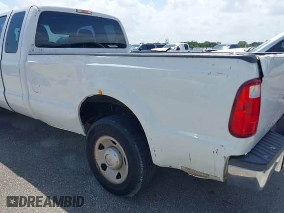✅ 2008 Ford F-250 XL • VIN: 1FTSX20508EB18222 • Lot: 42505809. Listed on IAAI with 292,658 mi. Free auction sales archive from the USA and detailed vehicle history report at DreamBid. Image 17.