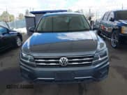 ✅ 2018 Volkswagen Tiguan SEL • VIN: 3VV3B7AX5JM190020 • Лот: 42260228. Опубликован ранее на IAAI с пробегом 83 142 миль. Бесплатный доступ к архиву аукционных продаж из США и подробный отчёт об истории автомобиля на DreamBid. Изображение 13.
