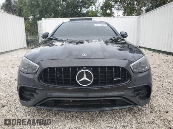 ✅ 2022 Mercedes-Benz E 53 AMG • VIN: W1K1J6BB2NF178361 • Lot: 70673074. Listed on Copart with 31,948 mi. Free auction sales archive from the USA and detailed vehicle history report at DreamBid. Image 5.