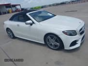 ✅ 2018 Mercedes-Benz E 400 • VIN: WDD1K6FB4JF041472 • Lot: 42683827. Wystawiony na IAAI z przebiegiem Nie podano. Bezpłatny archiwum sprzedaży aukcyjnych z USA i szczegółowy raport historii pojazdu na DreamBid. Zdjęcie 1.