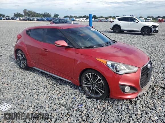 ✅ 2016 Hyundai Veloster Turbo R-Spec • VIN: KMHTC6AE3GU285308 • Lot: 80158855. Wystawiony na Copart z przebiegiem 146 443 mil. Bezpłatny archiwum sprzedaży aukcyjnych z USA i szczegółowy raport historii pojazdu na DreamBid. Zdjęcie 4.