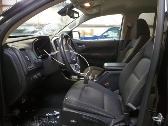 ✅ 2016 GMC Canyon 4WD SLE • VIN: 1GTP6CE15G1352172 • Lot: 81523774. Wystawiony na Copart z przebiegiem 170 786 mil. Bezpłatny archiwum sprzedaży aukcyjnych z USA i szczegółowy raport historii pojazdu na DreamBid. Zdjęcie 7.