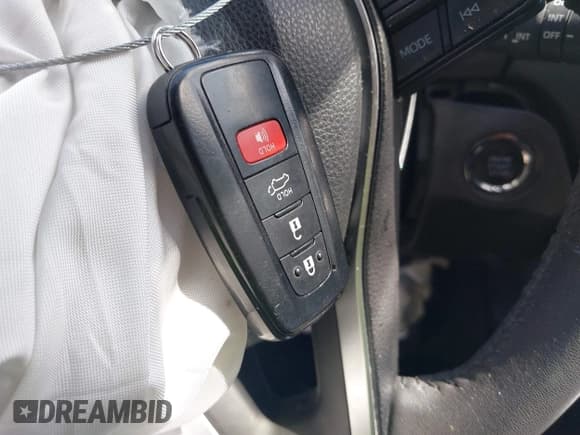 ✅ 2024 Toyota RAV4 XLE Premium • VIN: 2T3C1RFV8RW345755 • Лот: 43404034. Опубликован ранее на IAAI с пробегом 40 375 миль. Бесплатный доступ к архиву аукционных продаж из США и подробный отчёт об истории автомобиля на DreamBid. Изображение 11.