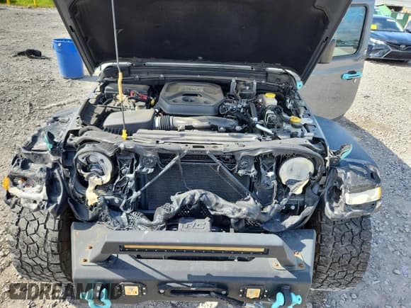 ✅ 2020 Jeep Wrangler Unlimited Sport Altitude • VIN: 1C4HJXDN6LW248821 • Lot: 65182325. Listed on Copart with 42,839 mi. Free auction sales archive from the USA and detailed vehicle history report at DreamBid. Image 12.