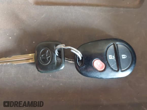 ✅ 2014 Toyota Tacoma • VIN: 5TFJX4CN4EX039669 • Lot: 43412748. Listed on IAAI with 171,537 mi. Free auction sales archive from the USA and detailed vehicle history report at DreamBid. Image 11.