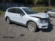 ✅ 2018 Volkswagen Tiguan SEL • VIN: 3VV2B7AX8JM100502 • Lot: 81006435. Listed on Copart with 89,904 mi. Free auction sales archive from the USA and detailed vehicle history report at DreamBid. Image 4.