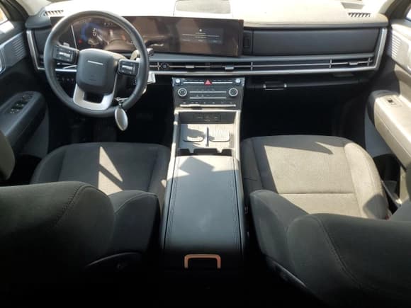 ✅ 2024 Hyundai Santa Fe SE • VIN: 5NMP14GL9RH040190 • Lot: 65163185. Listed on Copart with 11,002 mi. Free auction sales archive from the USA and detailed vehicle history report at DreamBid. Image 8.