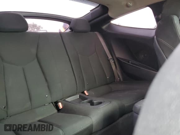 ✅ 2017 Hyundai Veloster • VIN: KMHTC6AD9HU309328 • Lot: 44764705. Wystawiony na Copart z przebiegiem 84 295 mil. Bezpłatny archiwum sprzedaży aukcyjnych z USA i szczegółowy raport historii pojazdu na DreamBid. Zdjęcie 10.