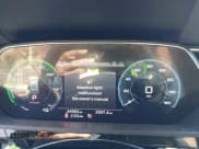 ✅ 2022 Audi e-tron Premium • VIN: WA1AAAGE9NB028653 • Лот: 43456043. Опубликован ранее на IAAI с пробегом 44 582 миль. Бесплатный доступ к архиву аукционных продаж из США и подробный отчёт об истории автомобиля на DreamBid. Изображение 7.