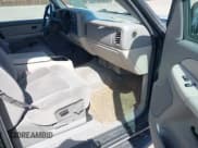 ✅ 2001 Chevrolet Suburban LS • VIN: 3GNFK16T11G152143 • Лот: 41958234. Опубликован ранее на IAAI с пробегом 151 514 миль. Бесплатный доступ к архиву аукционных продаж из США и подробный отчёт об истории автомобиля на DreamBid. Изображение 5.