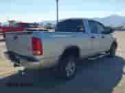 2006 Dodge 1500 SLT z VIN 1D7HU18206J163159, wystawiony jako IAAI lot #43199301 z przebiegiem Nie podano mil oraz . Historia ofert i sprzedaży dostępna na DreamBid. Obrazek 4.