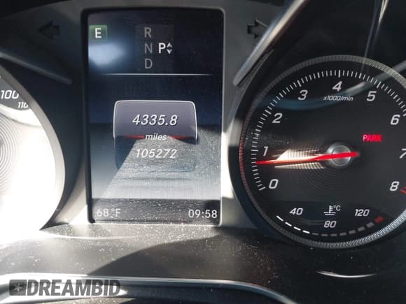 ✅ 2017 Mercedes-Benz C 300 • VIN: 55SWF4JB5HU181821 • Lot: 43512876. Listed on IAAI with 105,272 mi. Free auction sales archive from the USA and detailed vehicle history report at DreamBid. Image 7.