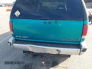 ✅ 1996 Chevrolet Blazer • VIN: 1GNDT13W0T2126213 • Лот: 43607689. Опубликован ранее на IAAI с пробегом 278 071 миль. Бесплатный доступ к архиву аукционных продаж из США и подробный отчёт об истории автомобиля на DreamBid. Изображение 12.