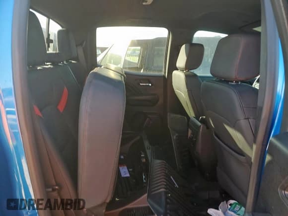 ✅ 2023 Chevrolet Colorado 4WD Z71 • VIN: 1GCPTDEK6P1238706 • Lot: 92413185. Listed on Copart with Not provided. Free auction sales archive from the USA and detailed vehicle history report at DreamBid. Image 10.