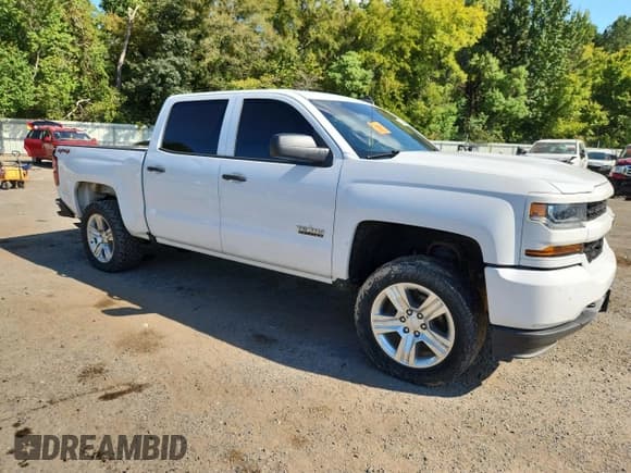 ✅ 2018 Chevrolet Silverado 1500 Custom • VIN: 3GCUKPEC6JG552963 • Lot: 84563315. Listed on Copart with 188,143 mi. Free auction sales archive from the USA and detailed vehicle history report at DreamBid. Image 4.