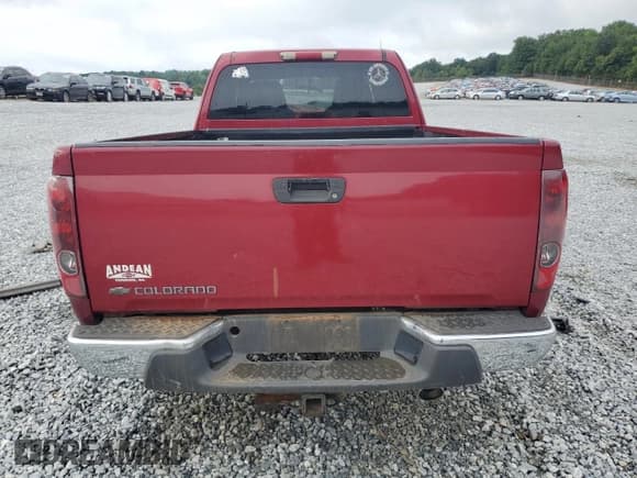 ✅ 2006 Chevrolet Colorado 1LT • VIN: 1GCCS196X68253664 • Лот: 62055904. Опубликован ранее на Copart с пробегом Не указан. Бесплатный доступ к архиву аукционных продаж из США и подробный отчёт об истории автомобиля на DreamBid. Изображение 6.